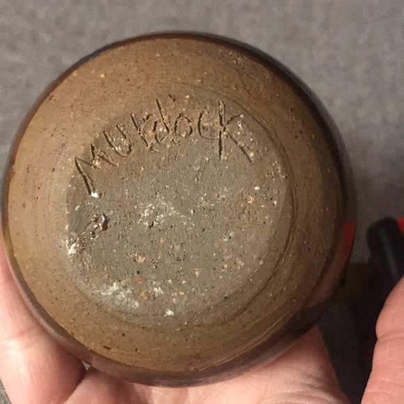 Vintage signed Murdock mini pottery vase - Picture 6 of 6